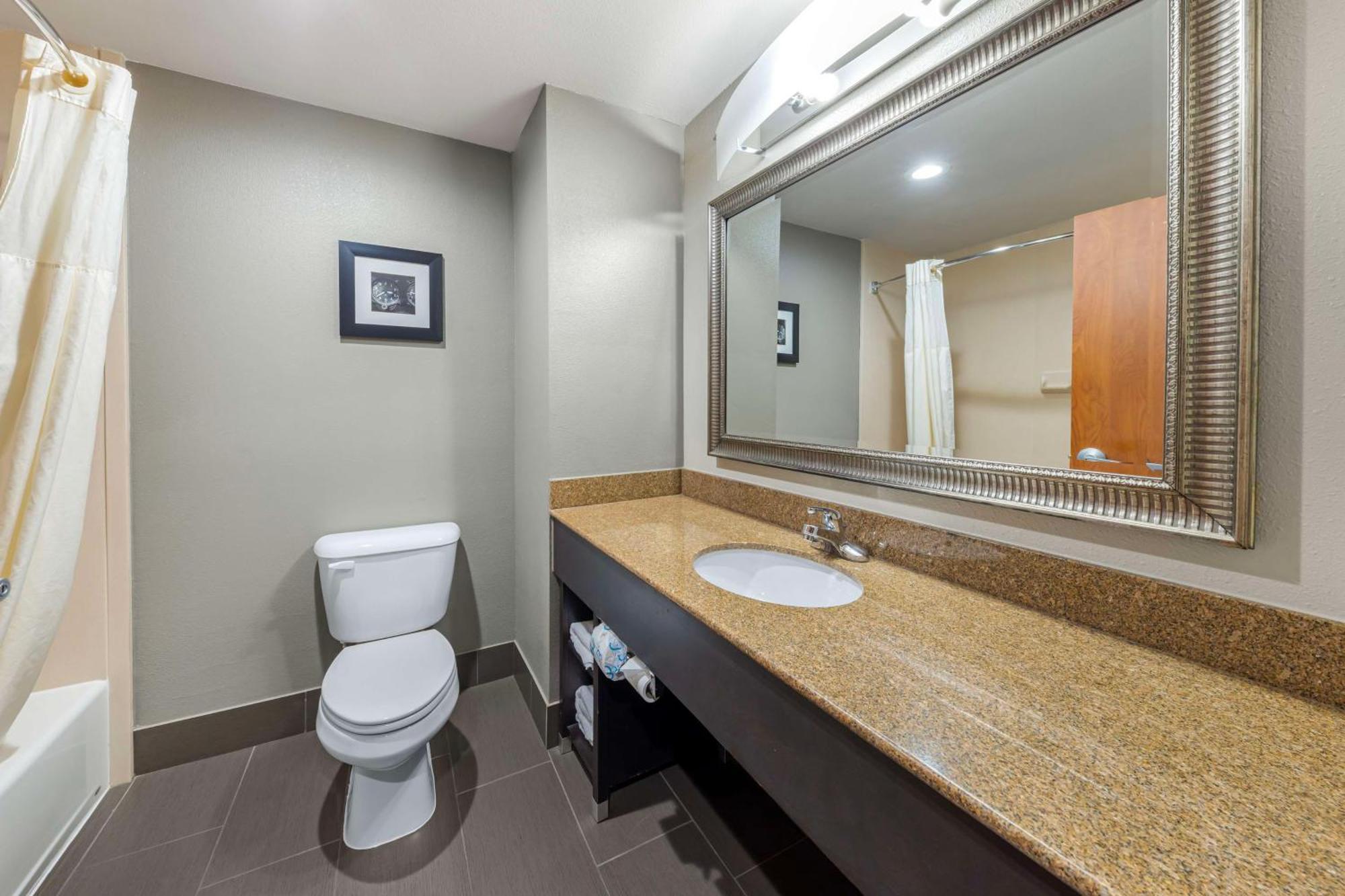 Best Western Plus Midwest City Inn & Suites Luaran gambar